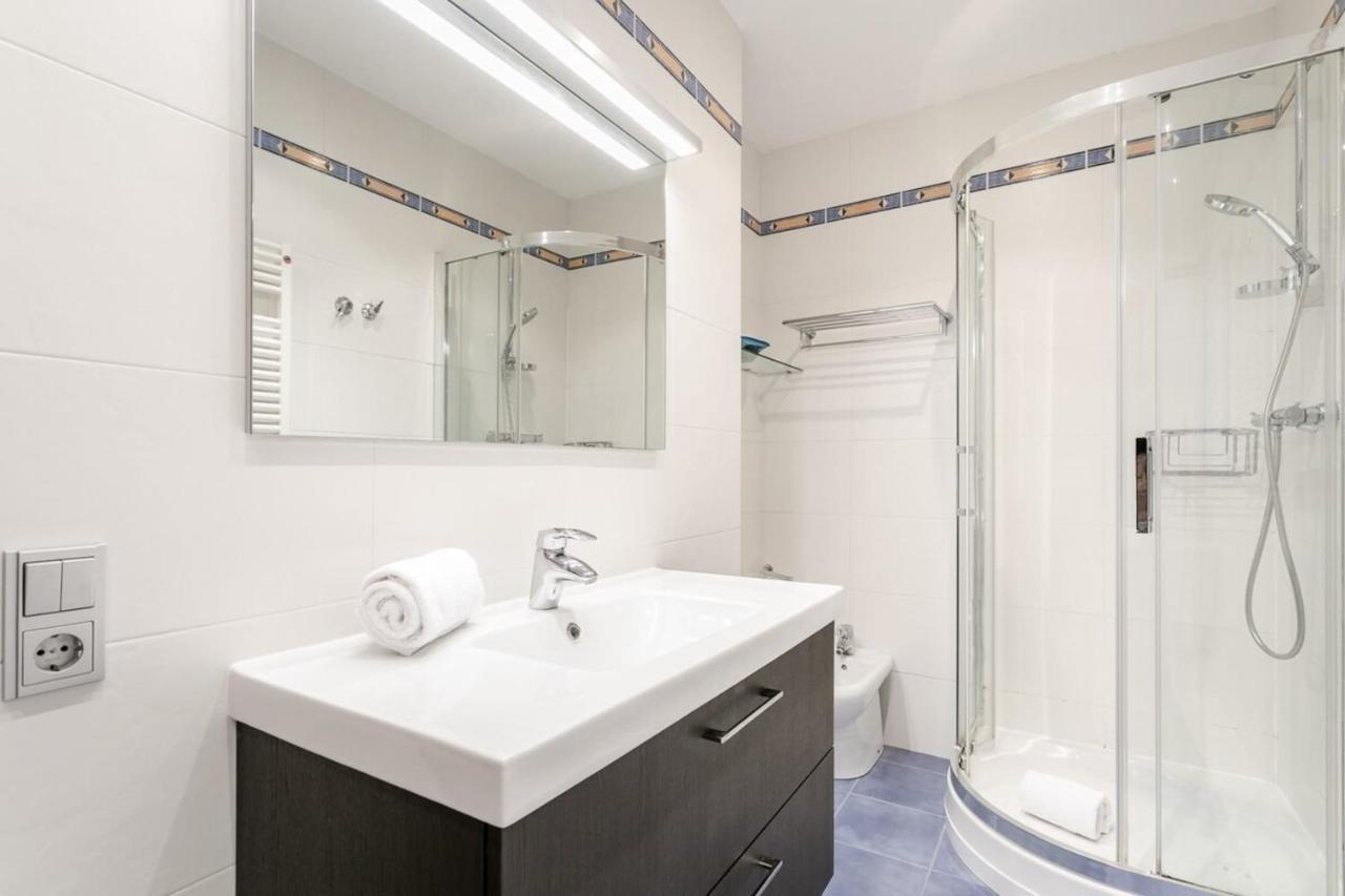 Fantastic 2 Bedroom 5 Minutes By Car From Plaza Catalunya Barcelona Exterior photo